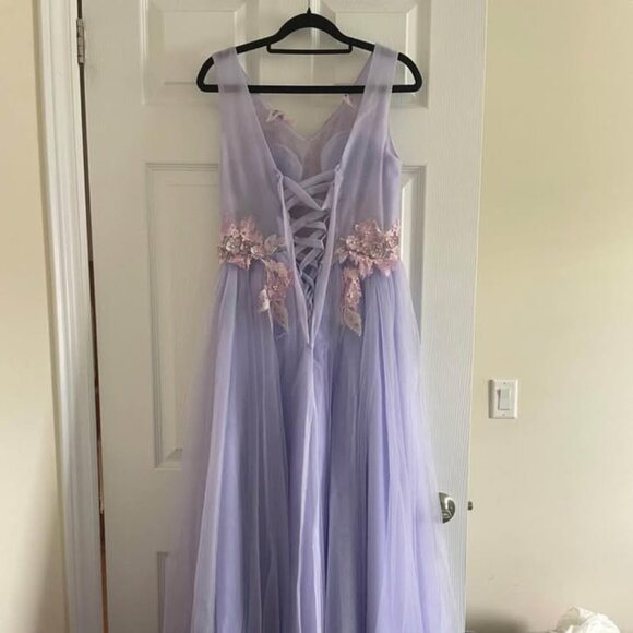 Prom Dress - Picture 3 of 5